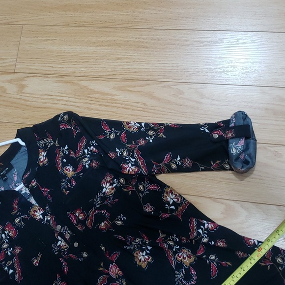 Tops for women size XL - Picture 7 of 16